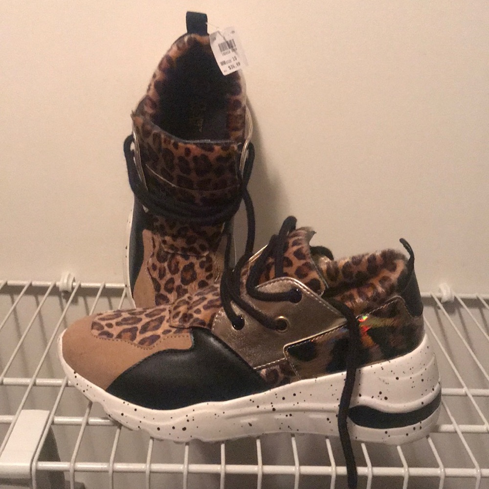 Leopard print shoes